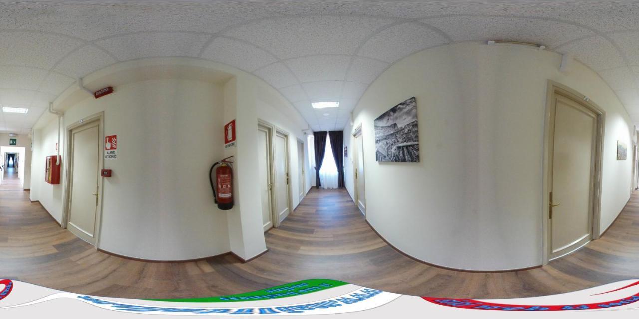 Casa Per Ferie Suore Domenicane Rome Luaran gambar